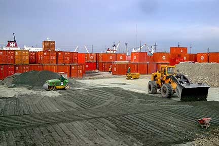P033